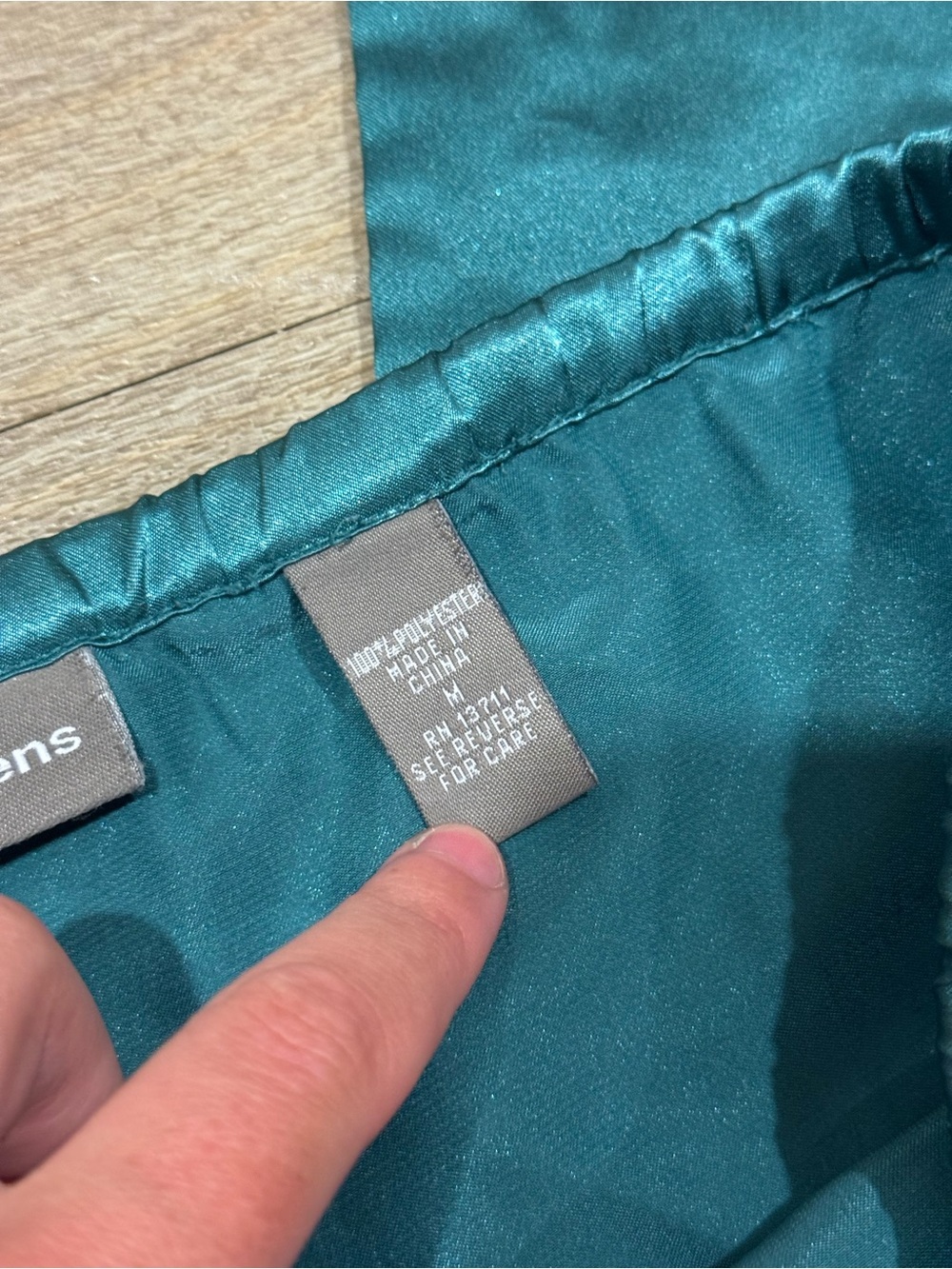 Valerie Stevens Teal Satin Pajama Set Size Medium - Picture 7 of 8